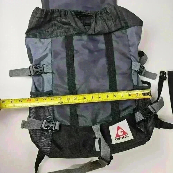 Gerry Mochila Hinsdale Colorblock Flapover Top, Metal - Picture 9 of 9